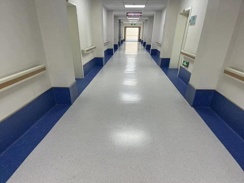 Maintenance-friendly vinyl surface